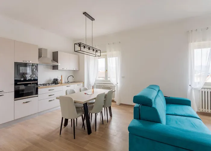 Arya's Corner By The - Parcheggio - Vista *