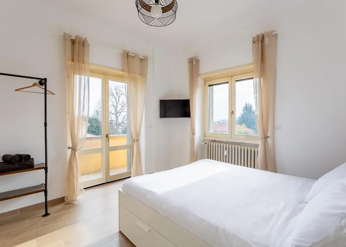 Arya's Corner By The - Parcheggio - Vista Apartman *